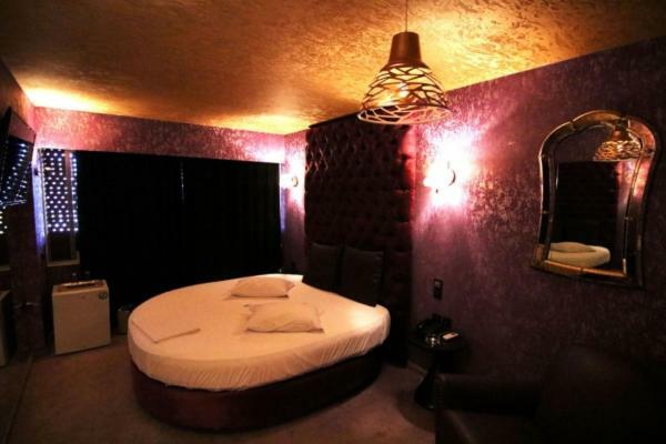 Queen Room Spa Bath