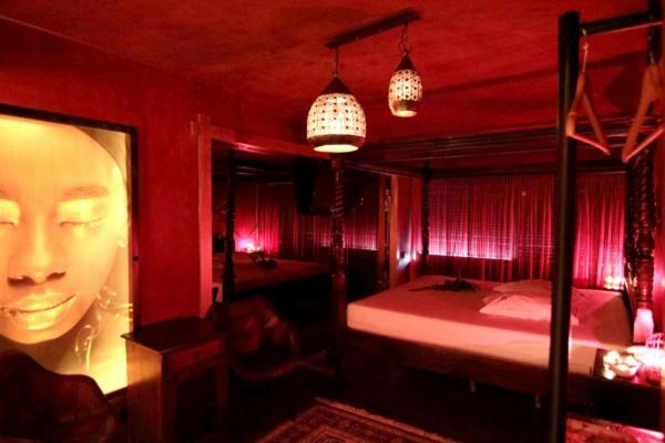 Queen Room Spa Bath