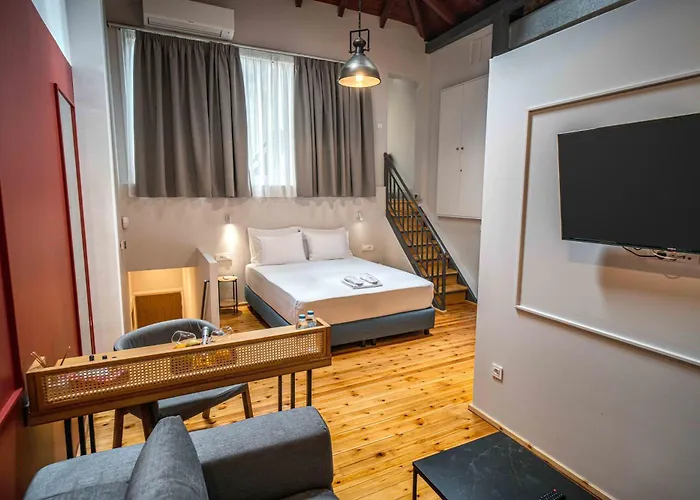 Belle Athenes - Luxury Rooms At Monastiraki Railway Station